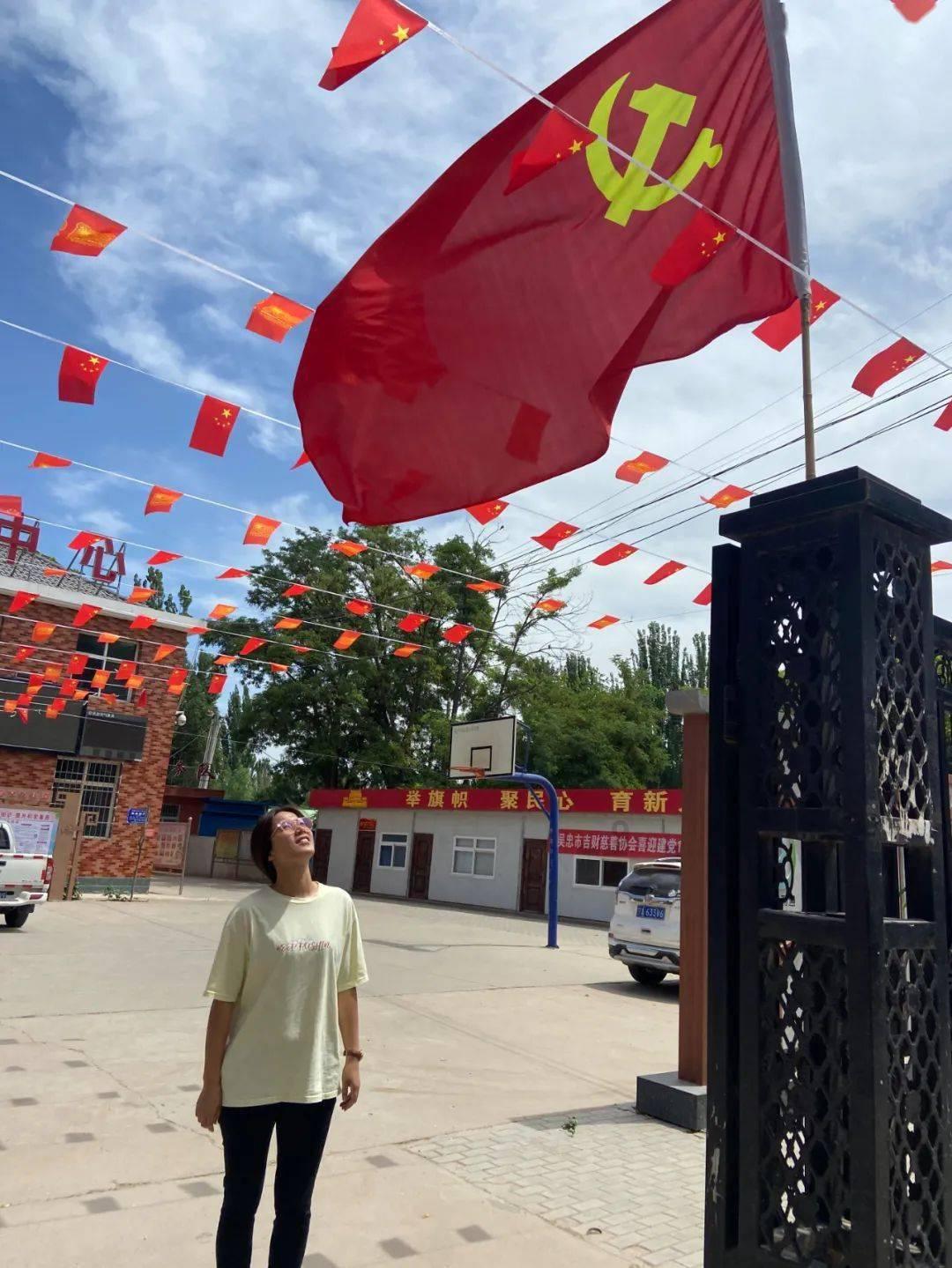 红烧鸡爪怎么做最好吃?只需简单几步,香嫩可口!